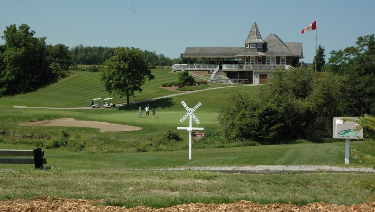 Widder Station Golf Grill & Tap House - Grand Bend